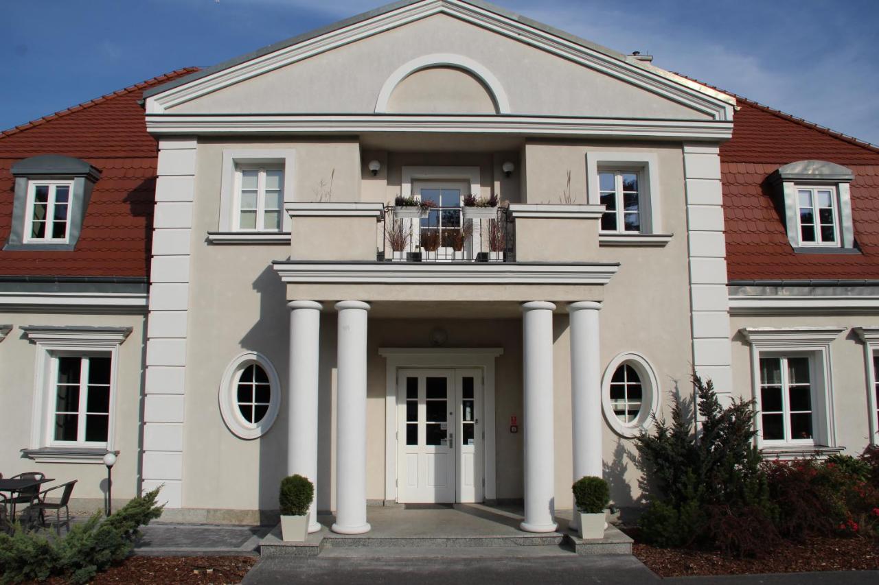 Eco Nieborow Otel Dış mekan fotoğraf